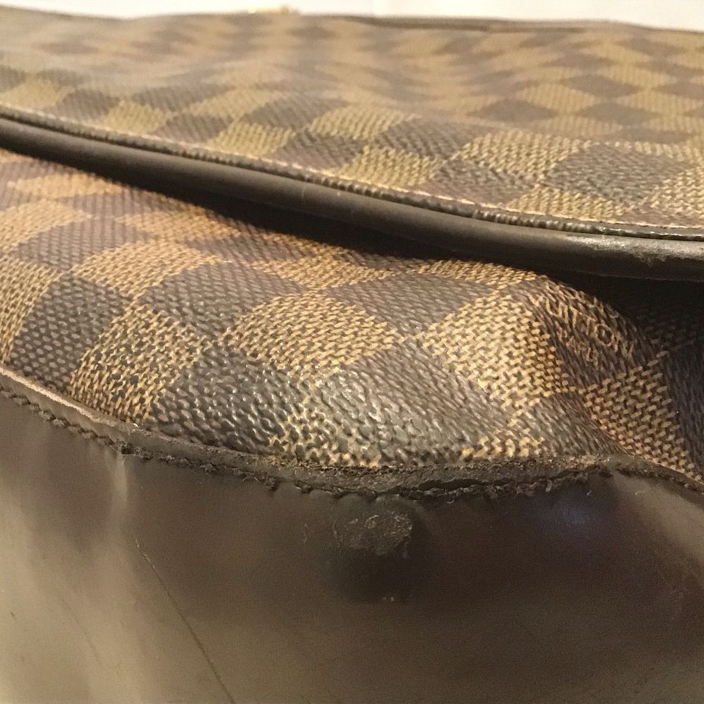 Louis Vuitton Damier Ebene Spencer Bag - Picture 12 of 16